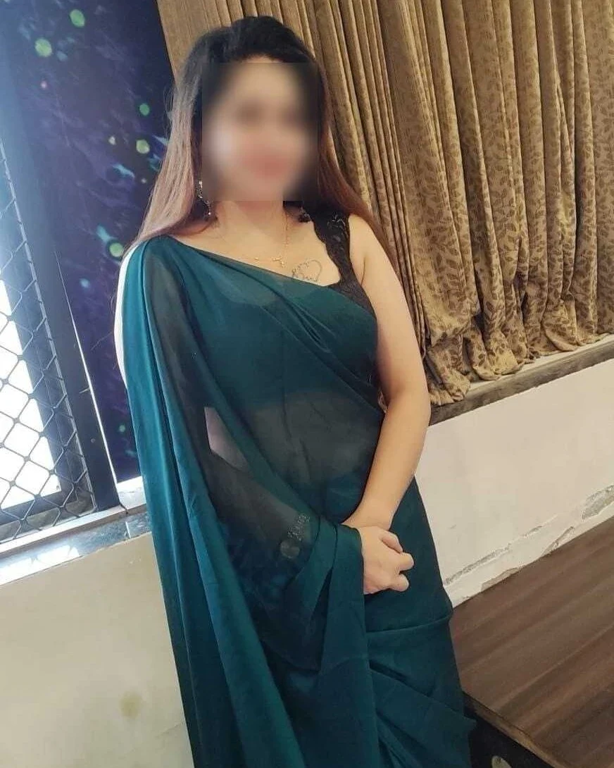 A professional call girl dressed up in saree for romantic outing